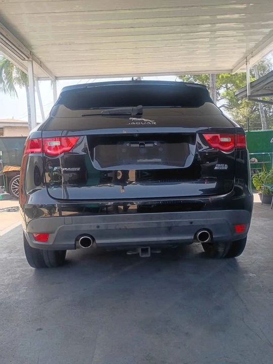 2017 Jaguar F-Pace - Image 5 of 20