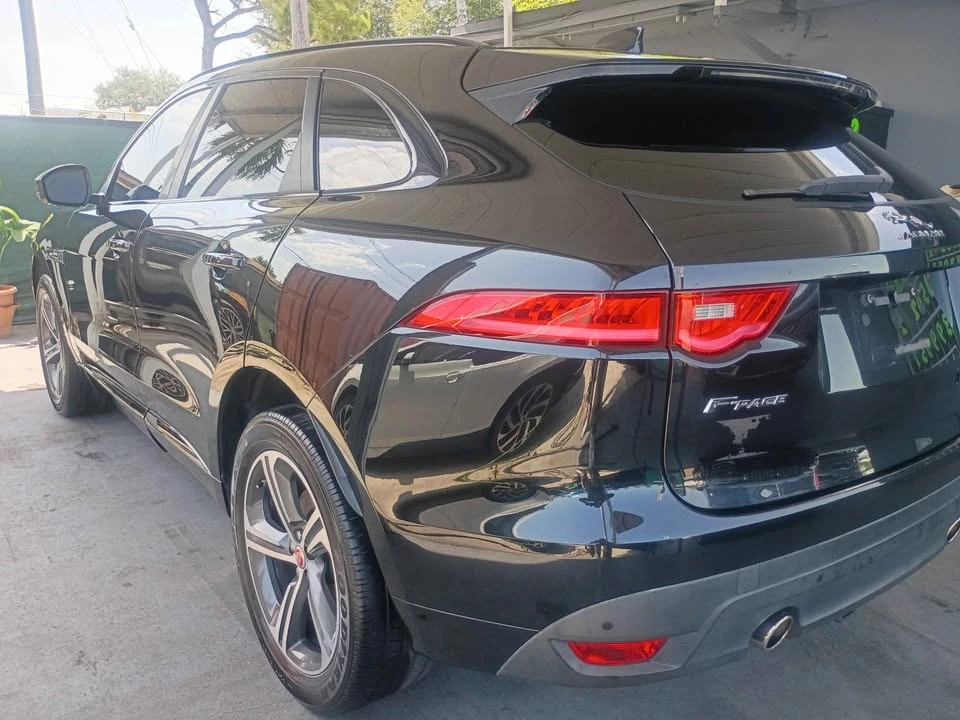 2017 Jaguar F-Pace - Image 4 of 20