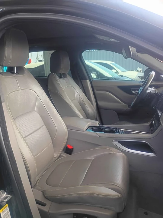 2017 Jaguar F-Pace - Image 19 of 20