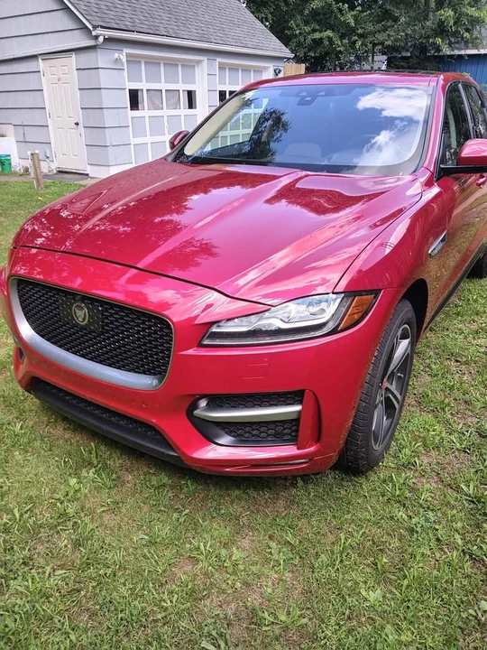 2017 Jaguar F-Pace - Image 5 of 15