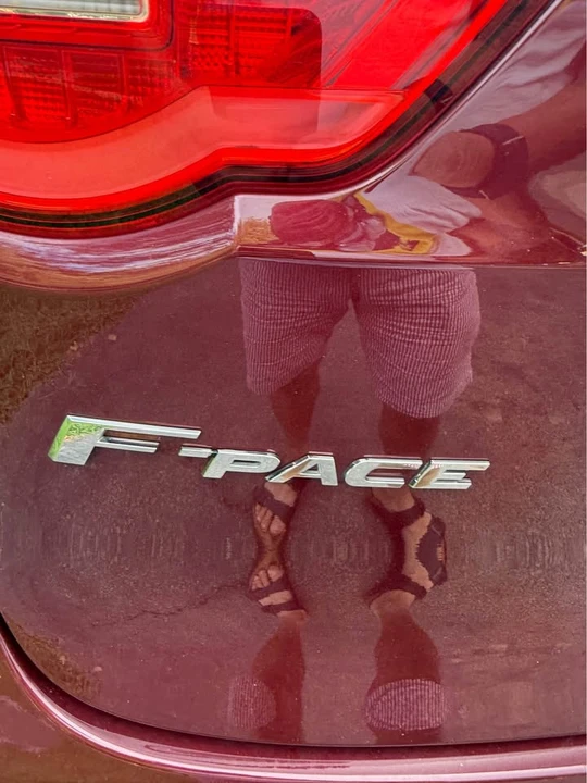 2017 Jaguar F-Pace - Image 8 of 11