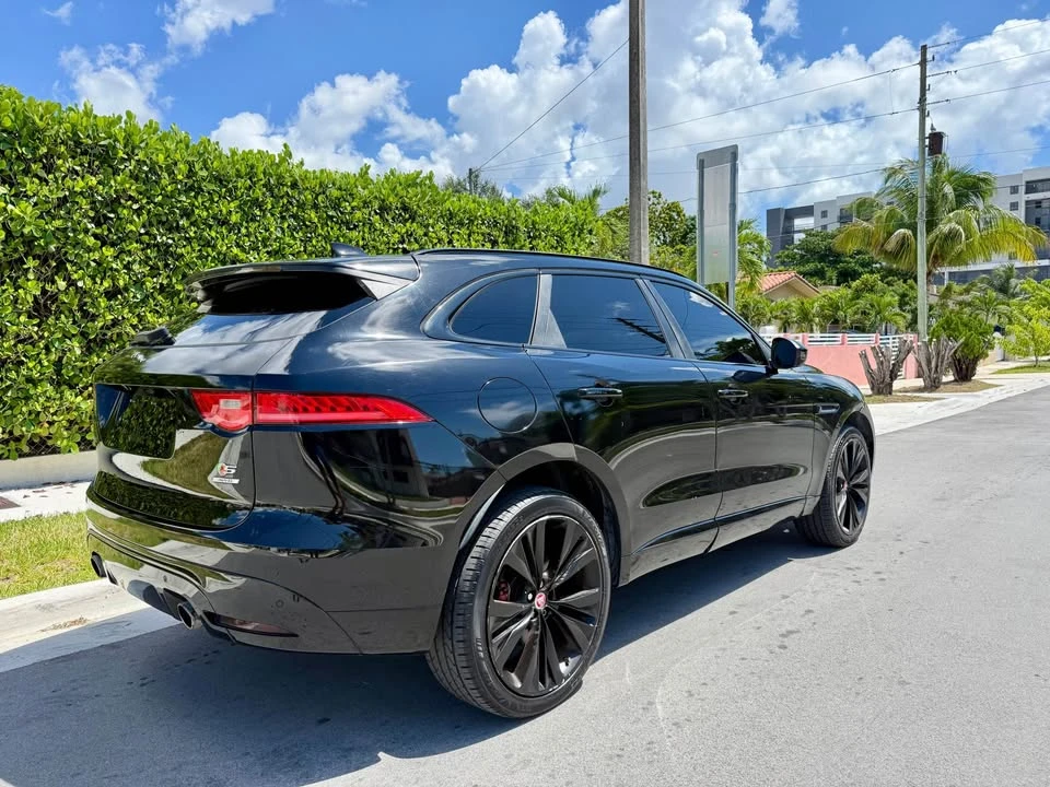2017 Jaguar F-Pace - Image 3 of 20
