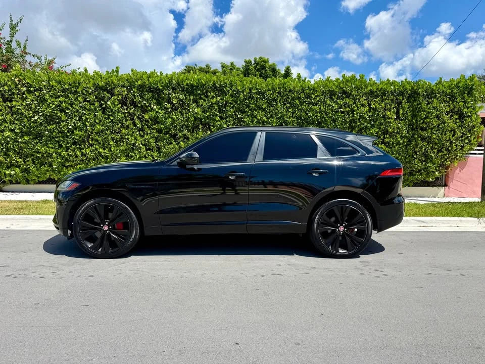 2017 Jaguar F-Pace - Image 5 of 20