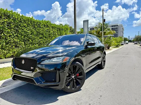 2017 Jaguar F-PACE 35t R-Sport