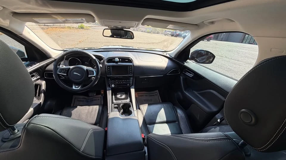 2017 Jaguar F-Pace - Image 15 of 19