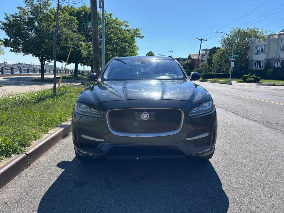2017 Jaguar F-Pace - Image 3 of 20