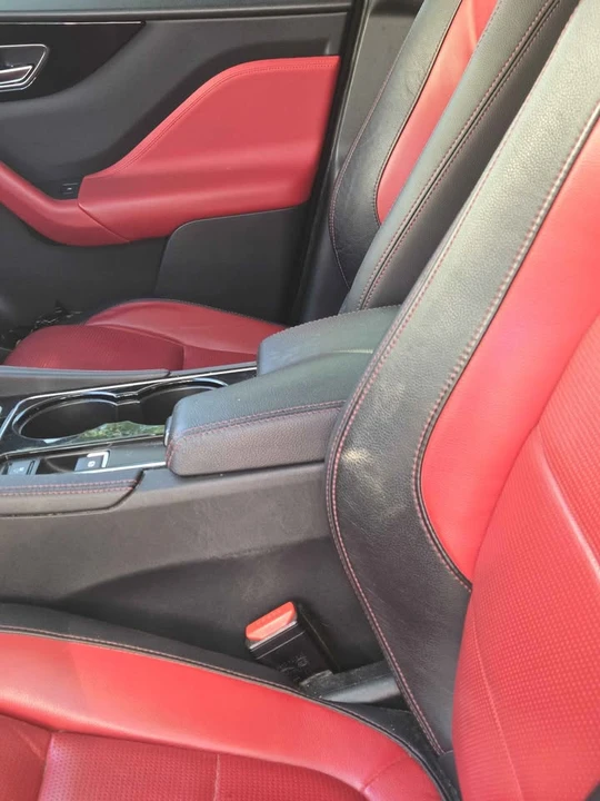 2017 Jaguar F-Pace - Image 14 of 18