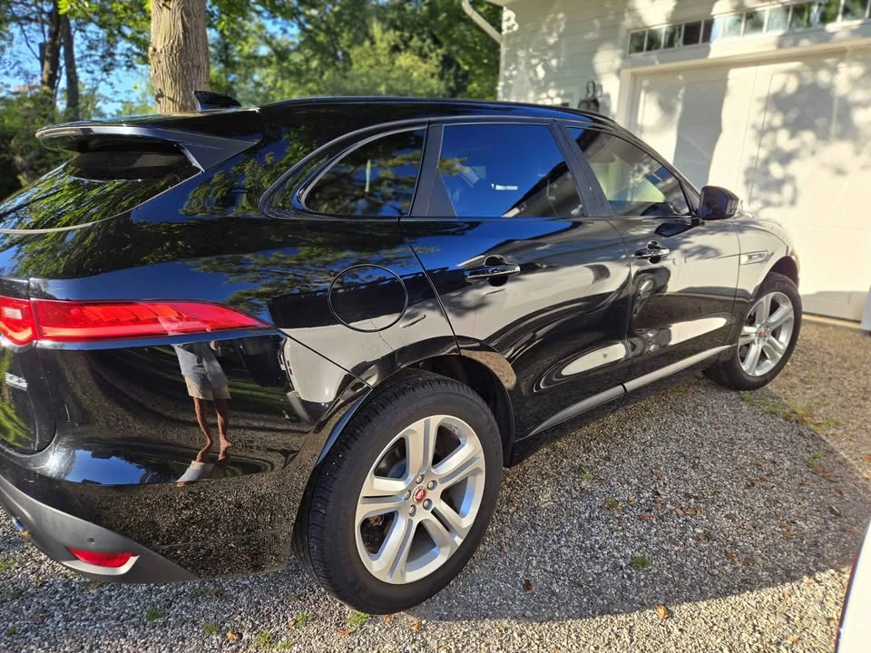 2017 Jaguar F-Pace - Image 5 of 18