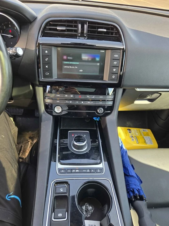 2017 Jaguar F-Pace - Image 14 of 16