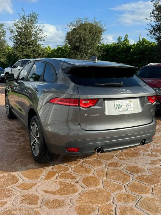2017 Jaguar F-Pace - Image 13 of 13