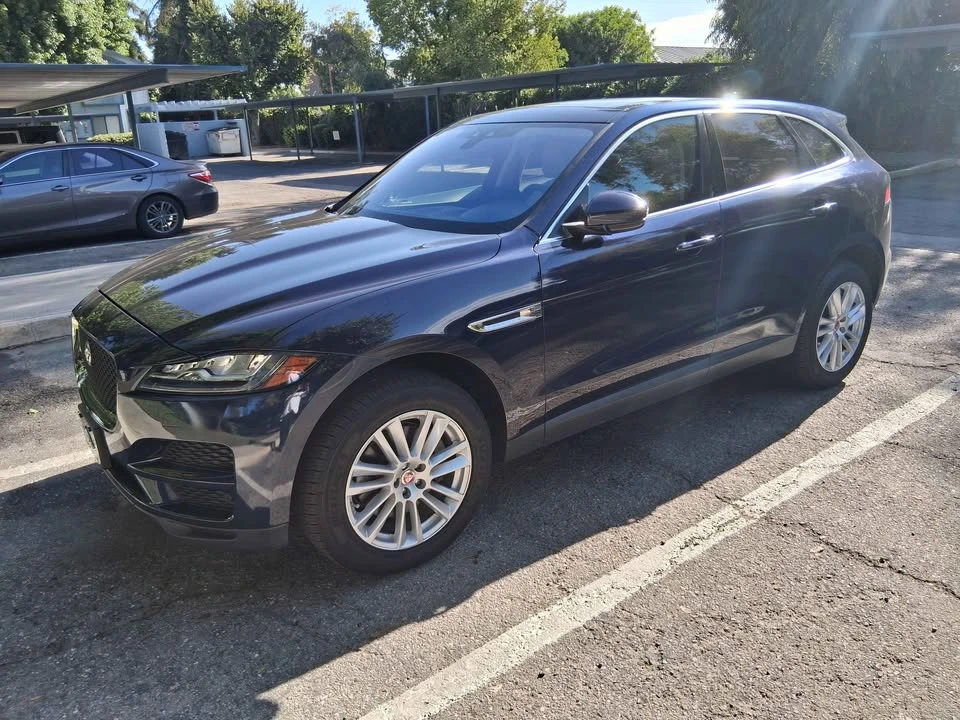2017 Jaguar F-Pace - Image 2 of 4