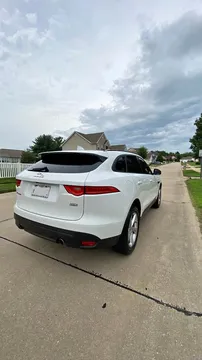 2017 Jaguar F-PACE 35t Sport Utility 4D