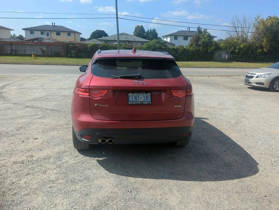 2017 Jaguar F-Pace - Image 5 of 12