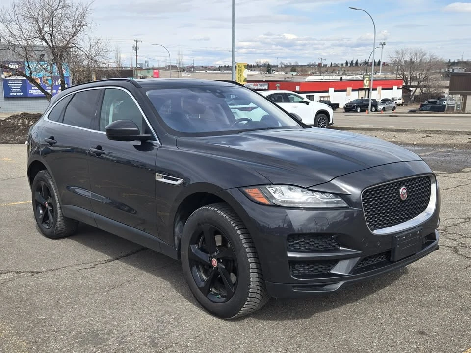 2017 Jaguar F-Pace - Image 7 of 17