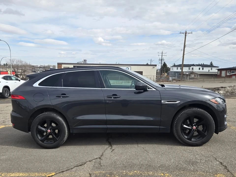 2017 Jaguar F-Pace - Image 6 of 17