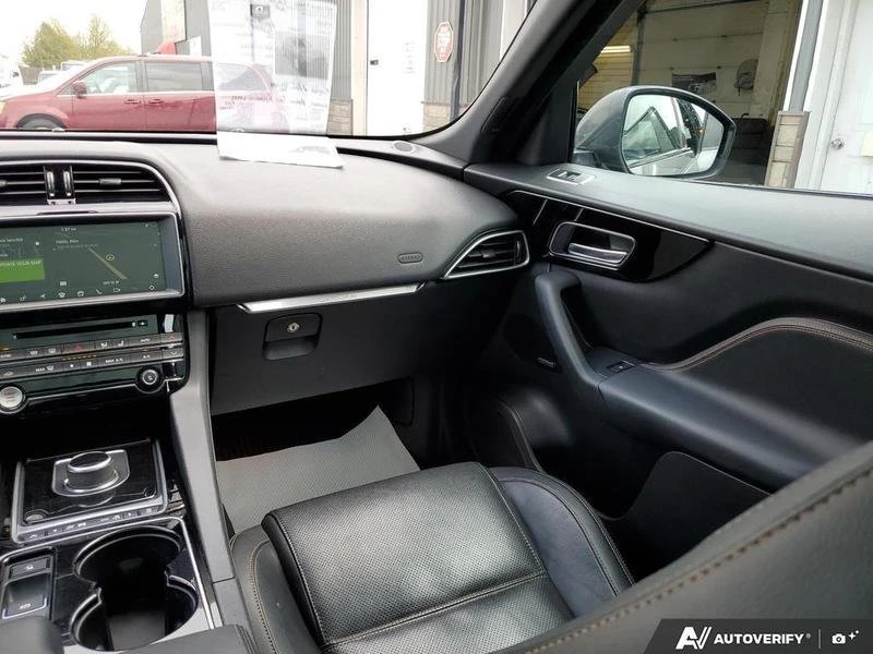 2017 Jaguar F-Pace - Image 20 of 20