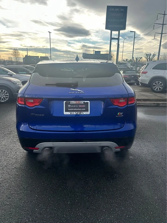 2017 Jaguar F-Pace - Image 8 of 13