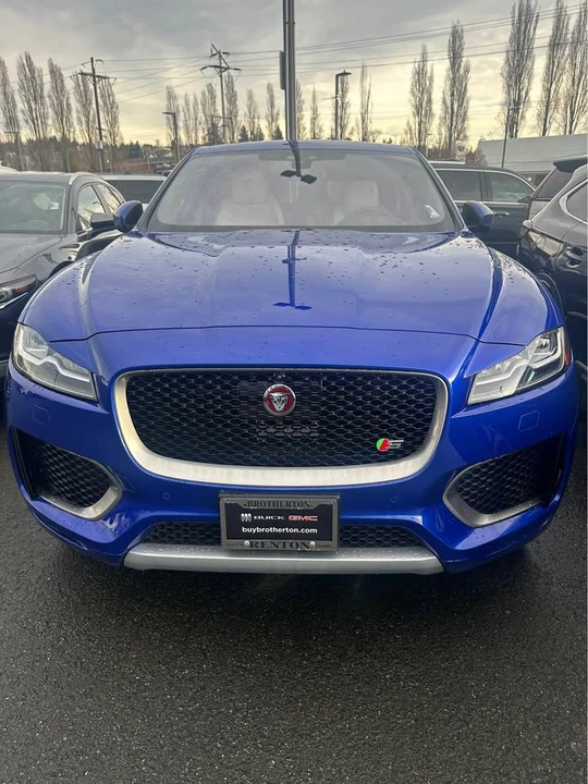 2017 Jaguar F-Pace - Image 2 of 13