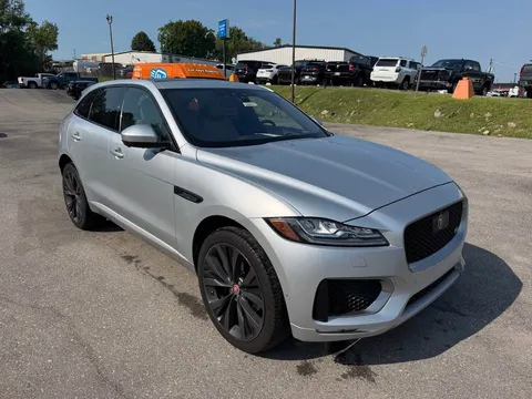 2017 Jaguar F-PACE First Edition Sport Utility 4D