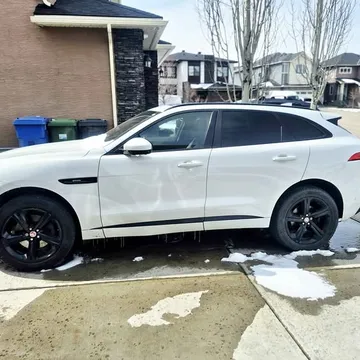 2017 Jaguar F-PACE 35t R-Sport