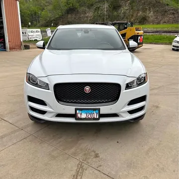 2017 Jaguar F-PACE