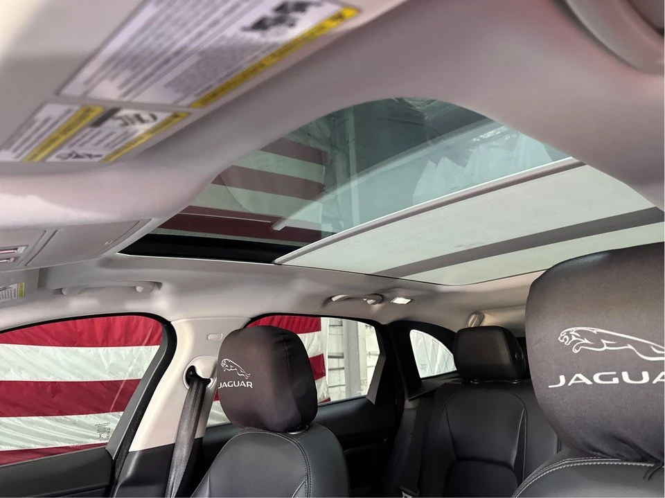 2017 Jaguar F-Pace - Image 18 of 20
