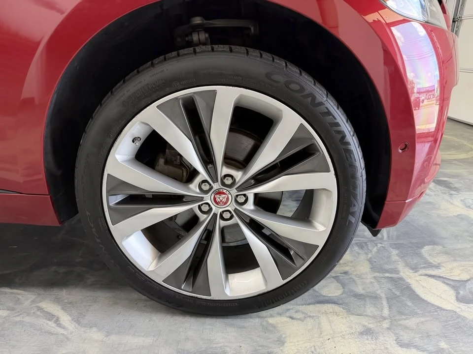 2017 Jaguar F-Pace - Image 17 of 20