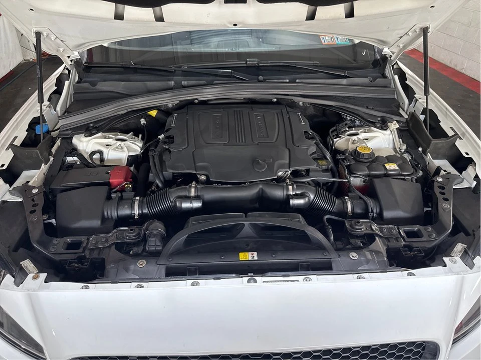 2017 Jaguar F-Pace - Image 20 of 20