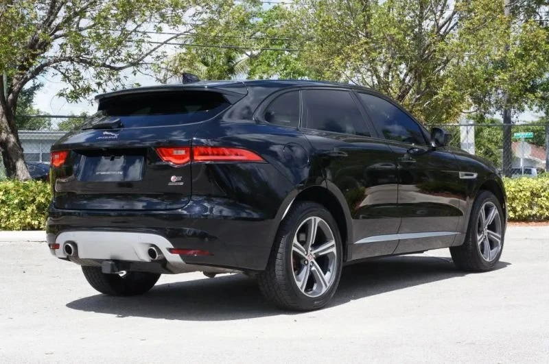 2017 Jaguar F-Pace - Image 6 of 20