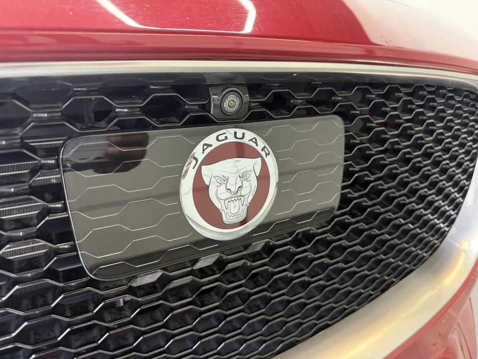 2017 Jaguar F-Pace - Image 19 of 20