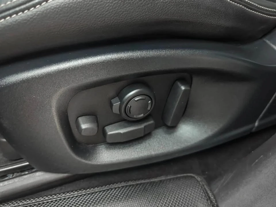 2017 Jaguar F-Pace - Image 17 of 20