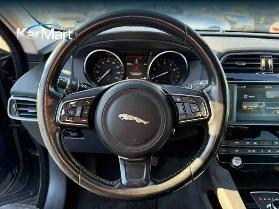 2017 Jaguar F-Pace - Image 11 of 20