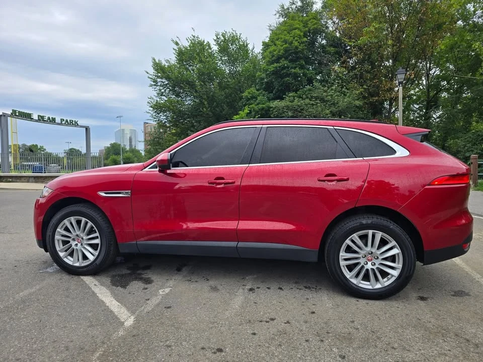 2017 Jaguar F-Pace - Image 15 of 20