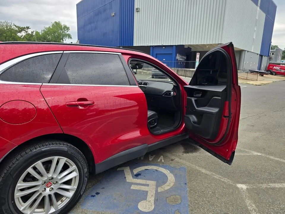 2017 Jaguar F-Pace - Image 11 of 20