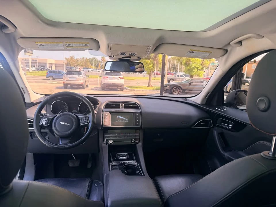 2017 Jaguar F-Pace - Image 16 of 18