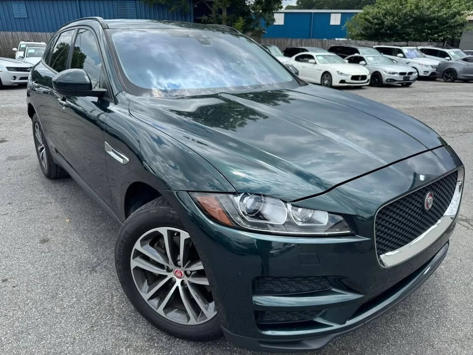 2017 Jaguar F-Pace - Image 2 of 15