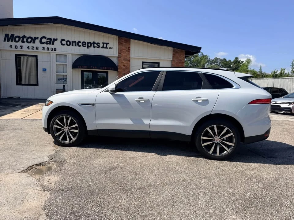 2017 Jaguar F-Pace - Image 7 of 18