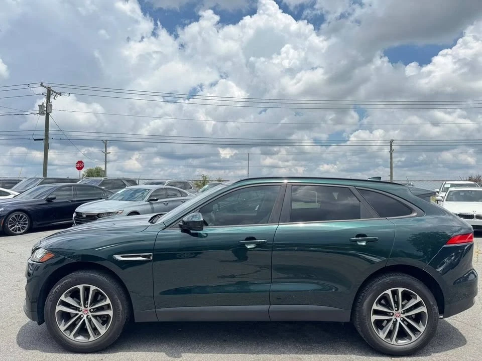 2017 Jaguar F-Pace - Image 8 of 15