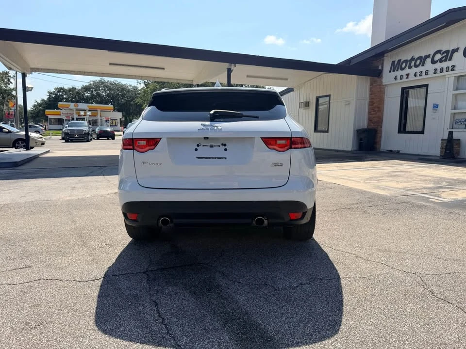 2017 Jaguar F-Pace - Image 6 of 18