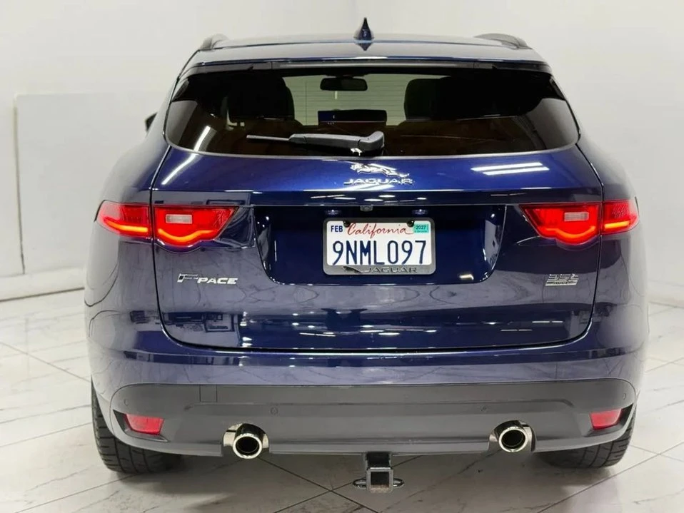 2017 Jaguar F-Pace - Image 9 of 20