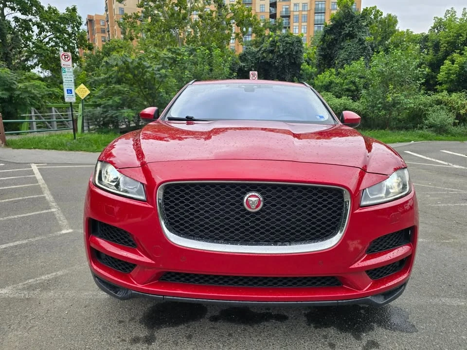 2017 Jaguar F-Pace - Image 5 of 20