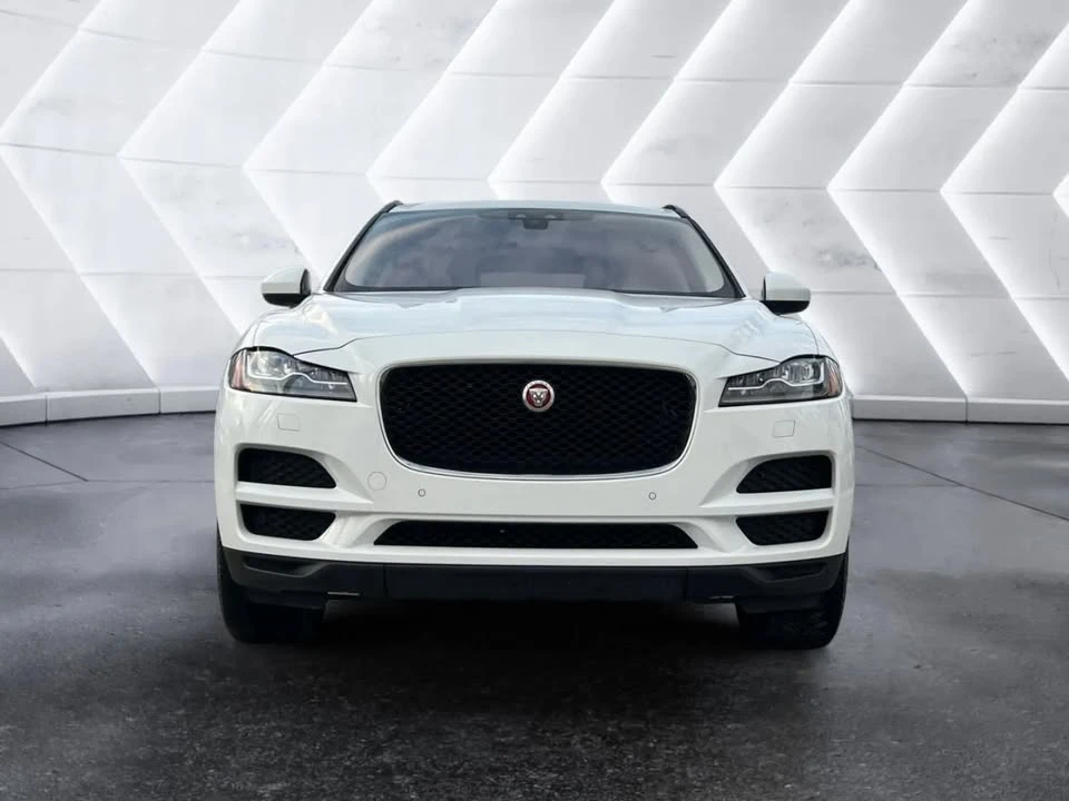 2017 Jaguar F-Pace - Image 8 of 15