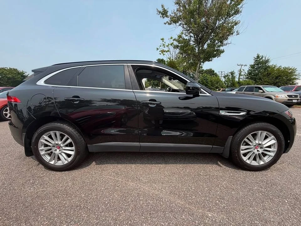2017 Jaguar F-Pace - Image 4 of 20