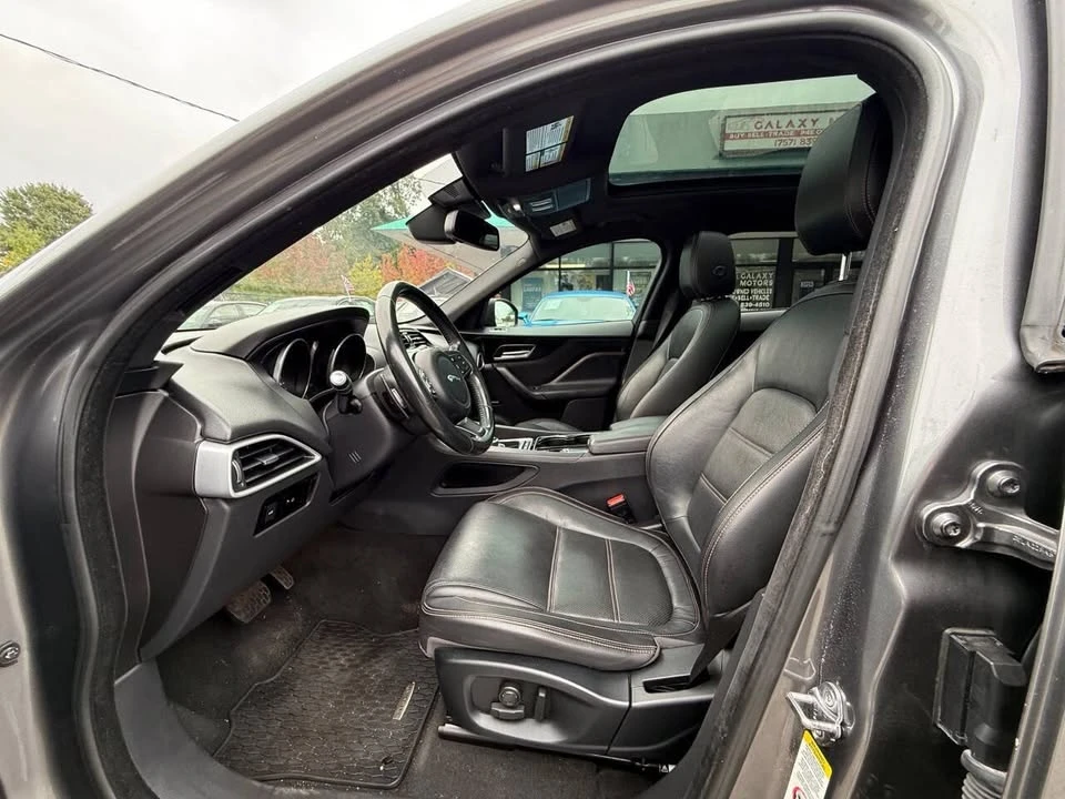 2017 Jaguar F-Pace - Image 17 of 19