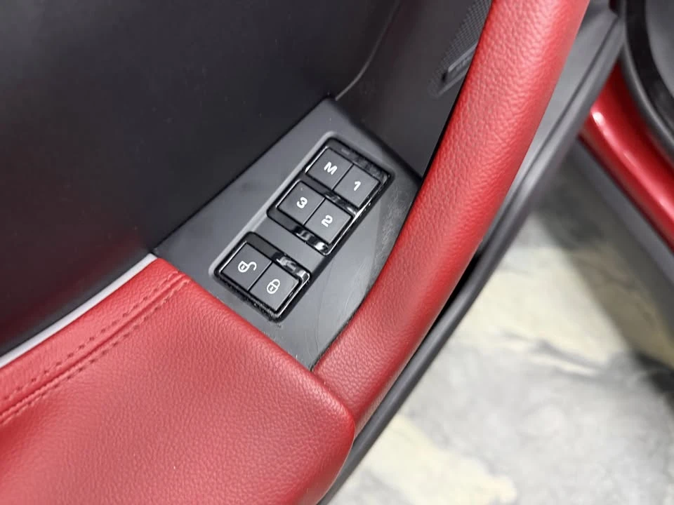 2017 Jaguar F-Pace - Image 9 of 20