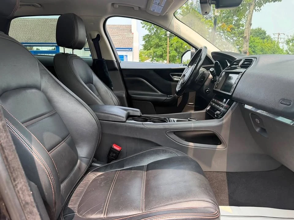 2017 Jaguar F-Pace - Image 17 of 20
