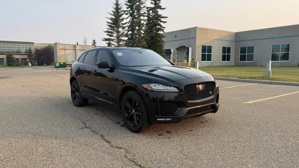 2017 Jaguar F-Pace - Image 3 of 12