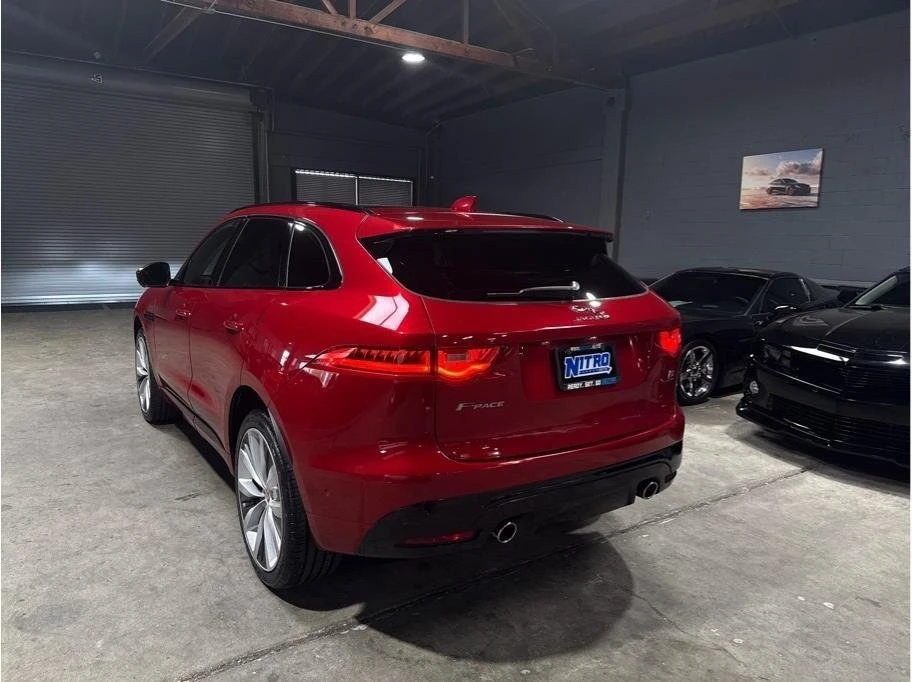 2017 Jaguar F-Pace - Image 4 of 20
