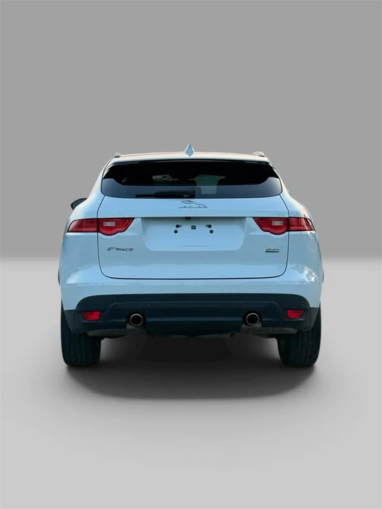 2017 Jaguar F-Pace - Image 7 of 20