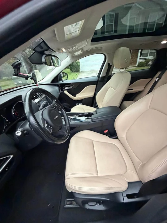 2017 Jaguar F-Pace - Image 2 of 8